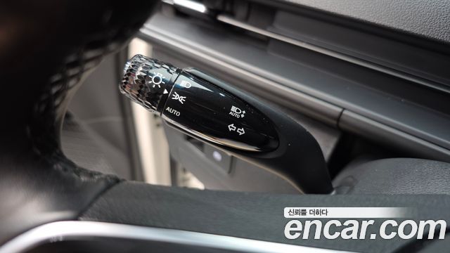 Hyundai Staria 2025 — photo 23