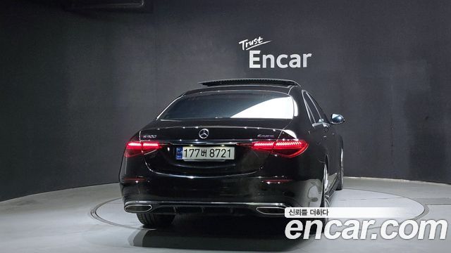 Mercedes-Benz S-Class 2023 — photo 4