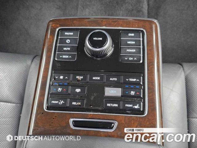 Hyundai Equus 2015 — photo 16