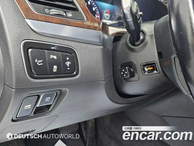 Hyundai Equus 2015 — photo 17