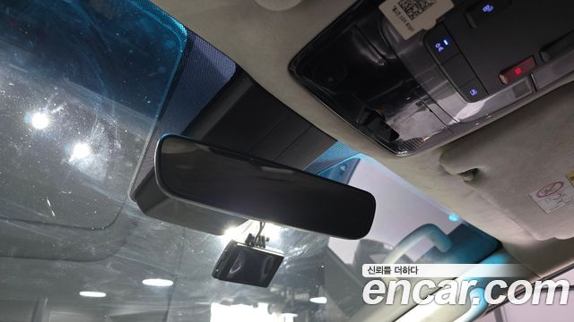 Hyundai Staria 2023 — photo 19