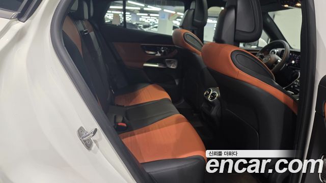 Mercedes-Benz GLC-Class 2026 — photo 10