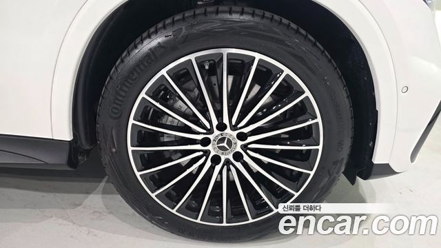 Mercedes-Benz GLC-Class 2026 — photo 11