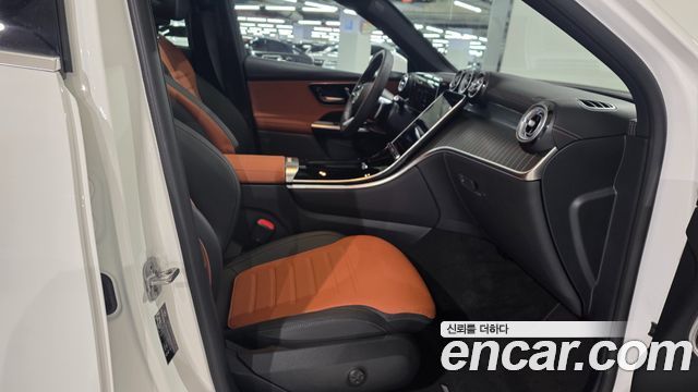Mercedes-Benz GLC-Class 2026 — photo 19