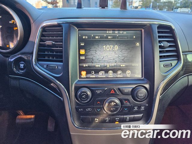Jeep Cherokee 2014 — photo 14