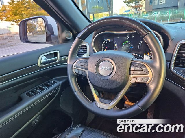 Jeep Cherokee 2014 — photo 16