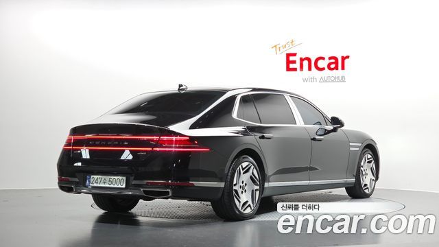 Genesis G90 2023 — photo 2
