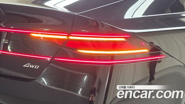 Genesis G90 2023 — photo 9
