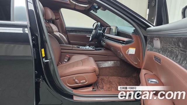 Genesis G90 2023 — photo 16