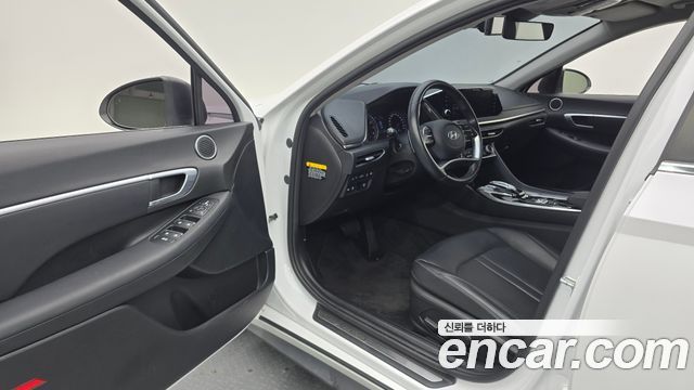 Hyundai Sonata 2020 — photo 11