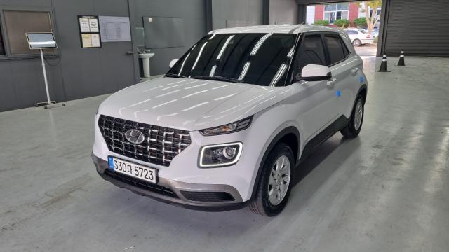 Hyundai Venue 2022 — photo 1