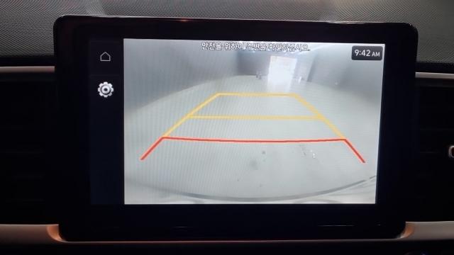 Hyundai Venue 2022 — photo 14