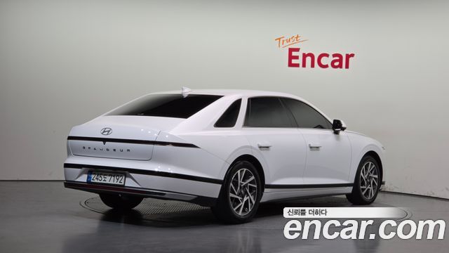 Hyundai Grandeur 2023 — photo 2