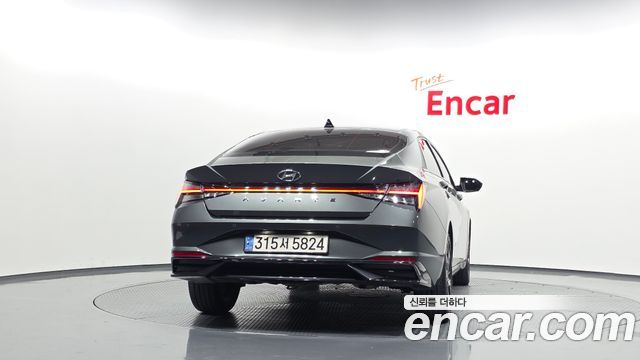 Hyundai AVANTE 2022 — photo 4