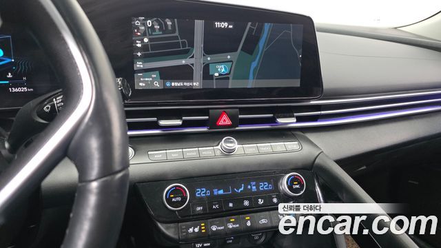 Hyundai AVANTE 2022 — photo 19