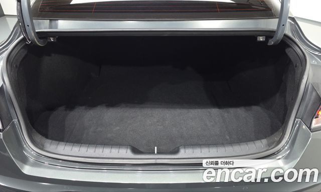 Hyundai AVANTE 2022 — photo 23