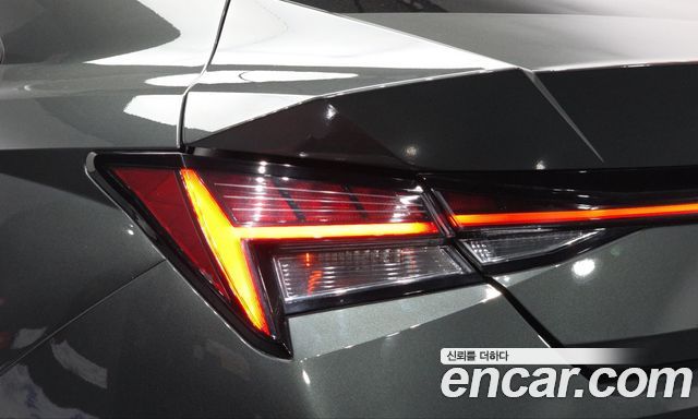 Hyundai AVANTE 2022 — photo 9