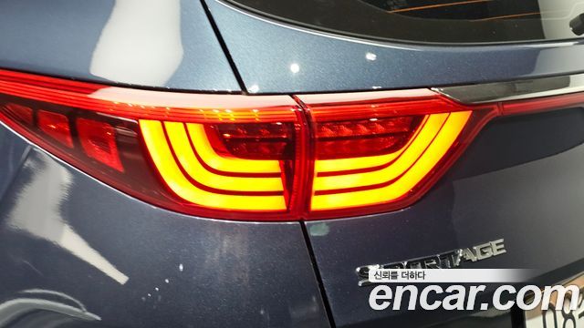 Kia Sportage 2016 — photo 9