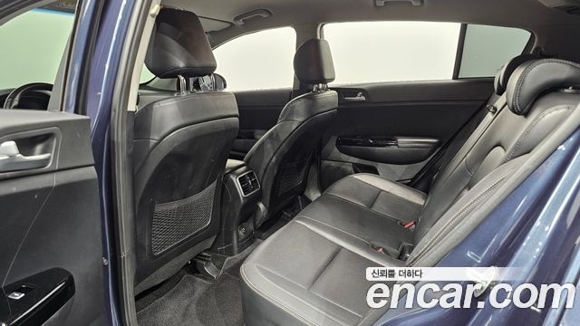 Kia Sportage 2016 — photo 16