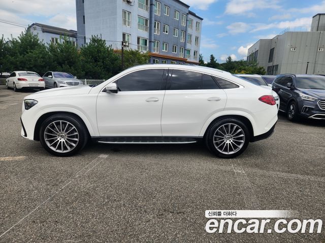 Mercedes-Benz GLE-Class 2023 — photo 3