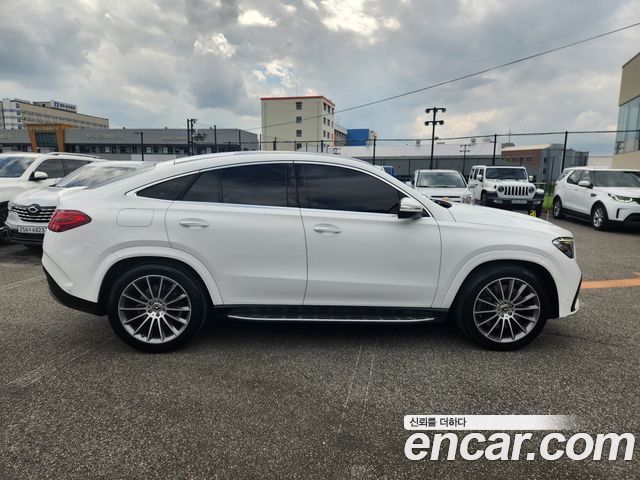 Mercedes-Benz GLE-Class 2023 — photo 8