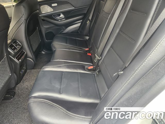 Mercedes-Benz GLE-Class 2023 — photo 10