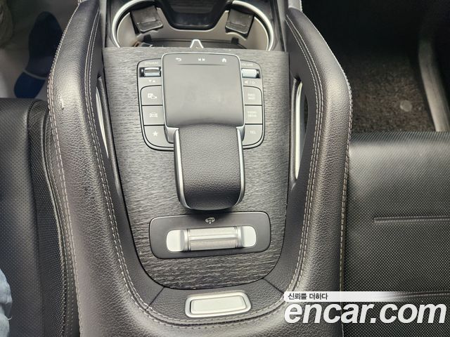 Mercedes-Benz GLE-Class 2023 — photo 13