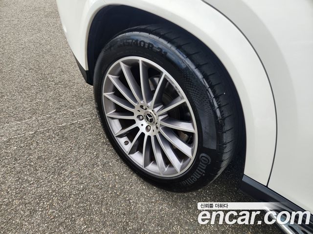 Mercedes-Benz GLE-Class 2023 — photo 18
