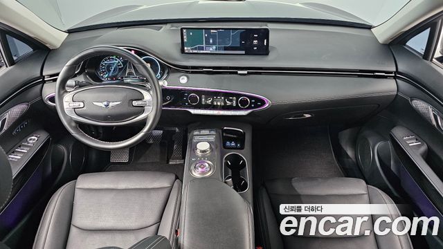 Genesis GV70 2023 — photo 10