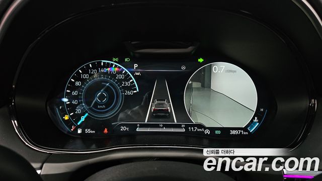 Genesis GV70 2023 — photo 11