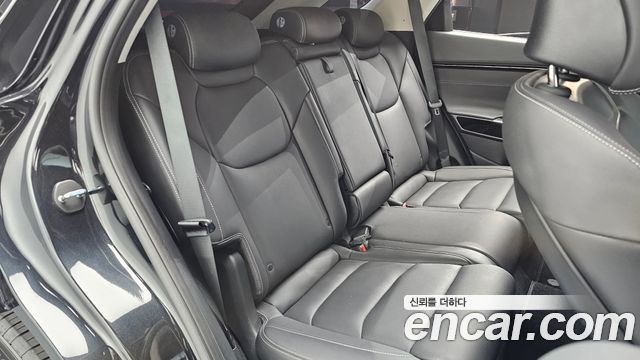 Genesis GV70 2023 — photo 17