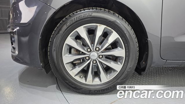 Kia Canival 2018 — photo 5