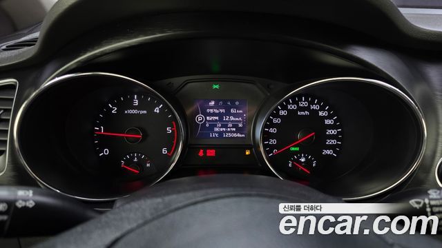 Kia Canival 2018 — photo 8