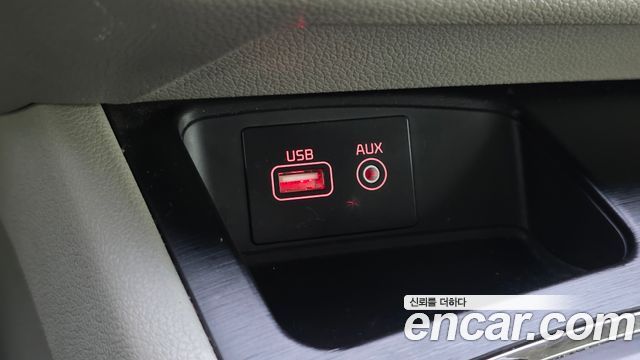 Kia Canival 2018 — photo 12
