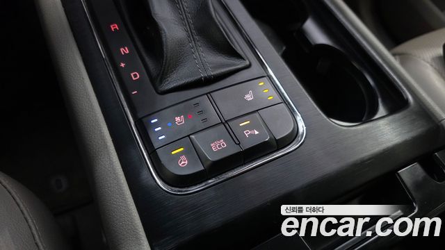 Kia Canival 2018 — photo 19