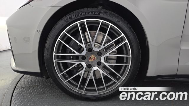 Porsche Panamera 2025 — photo 5