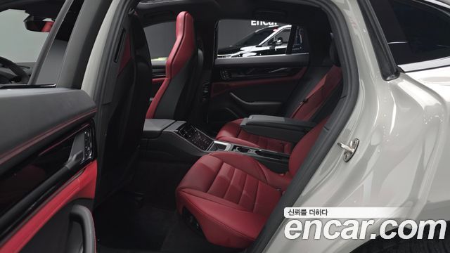 Porsche Panamera 2025 — photo 17