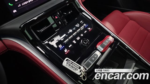 Porsche Panamera 2025 — photo 23