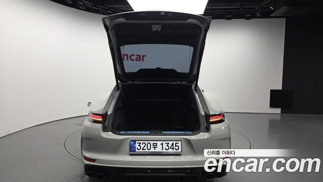 Porsche Panamera 2025 — photo 26