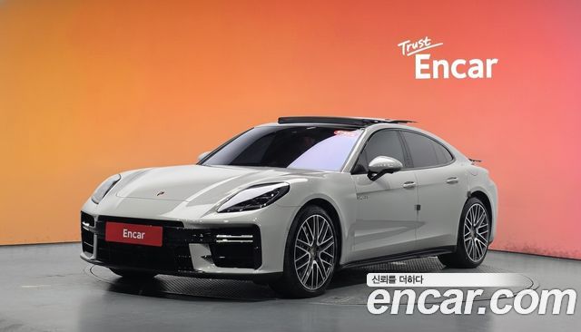Porsche Panamera 2025 — photo 1