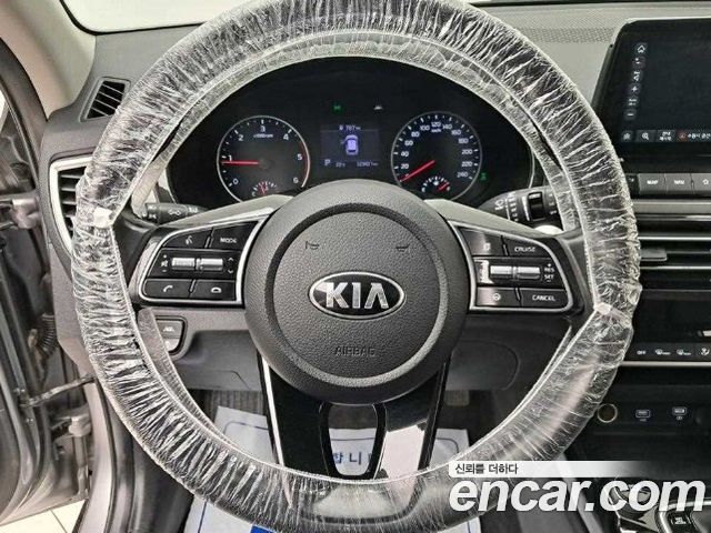 Kia Seltos 2020 — photo 7