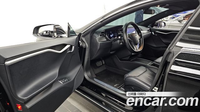 Tesla Model S 2017 — photo 10