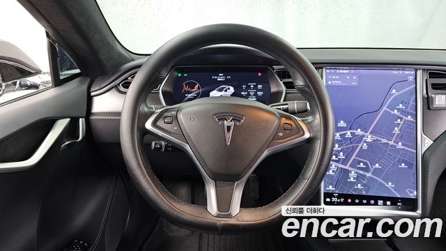 Tesla Model S 2017 — photo 13