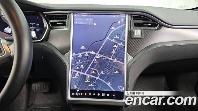 Tesla Model S 2017 — photo 14