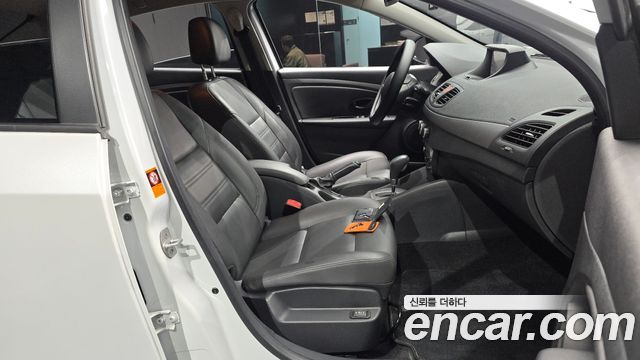 Renault Korea SM3 2018 — photo 18