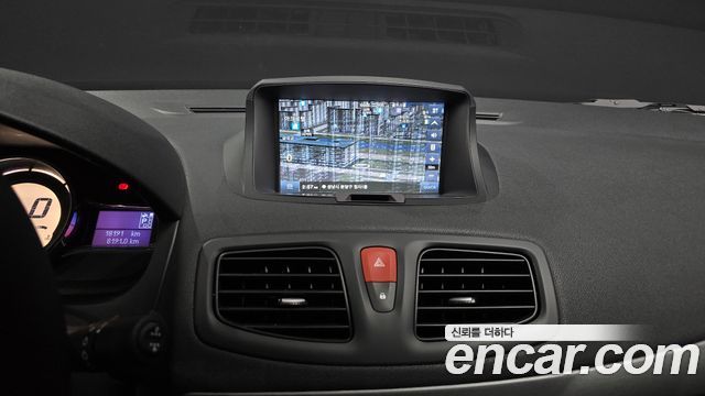Renault Korea SM3 2018 — photo 22
