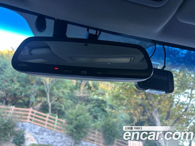 Hyundai AVANTE 2013 — photo 15