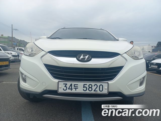 Hyundai Tucson 2011 — photo 2