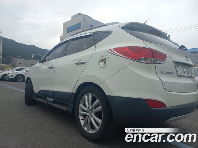 Hyundai Tucson 2011 — photo 5