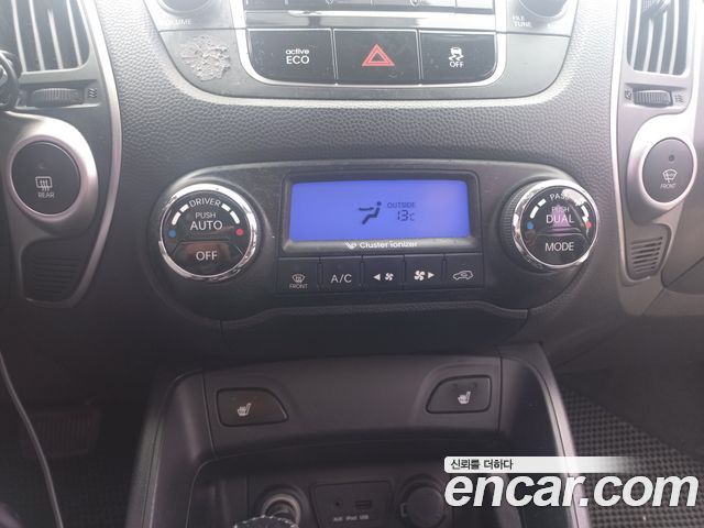 Hyundai Tucson 2011 — photo 12
